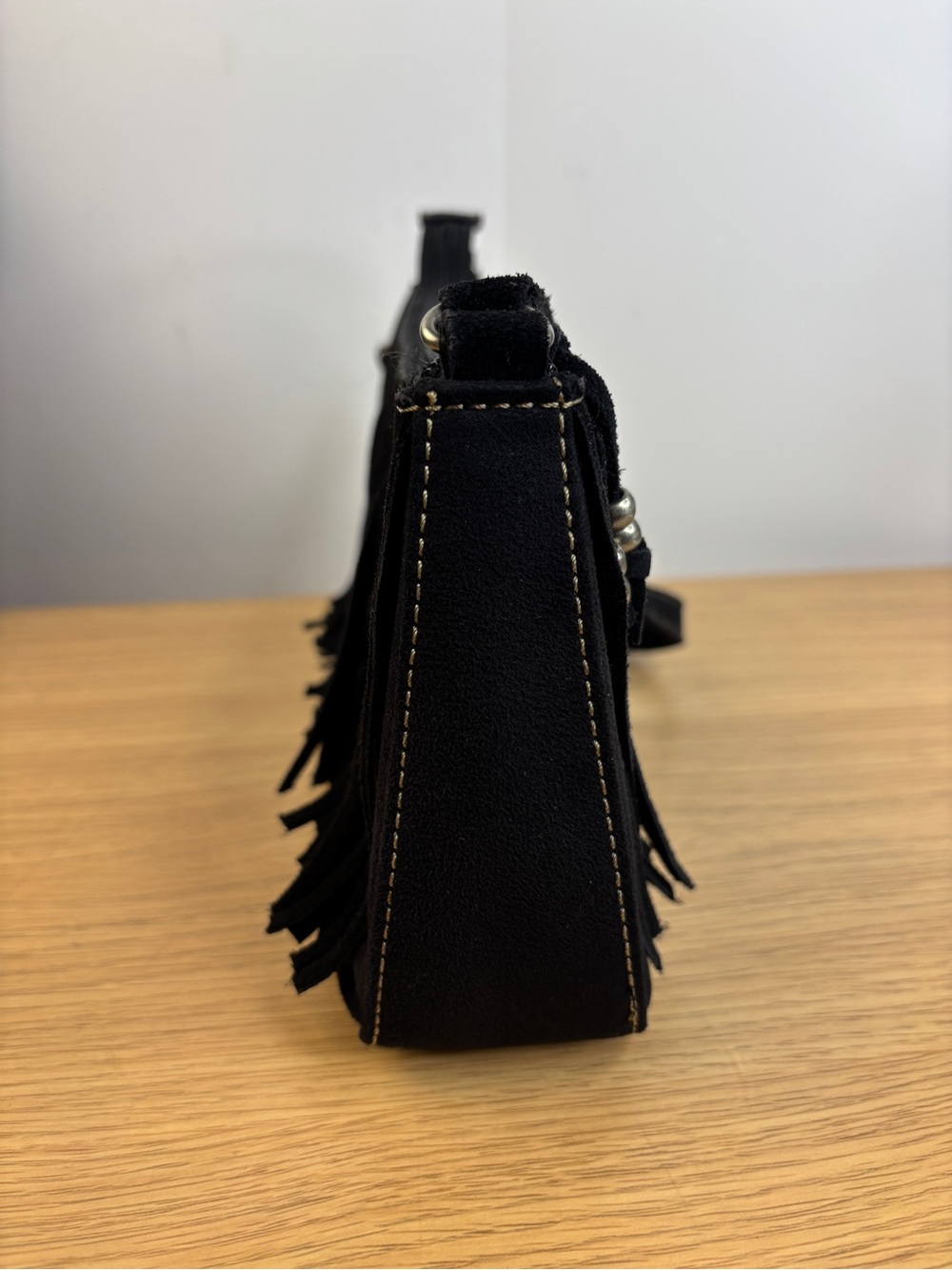 Vintage Nine West Black Suede Fringe Baguette Bag - Picture 6 of 15